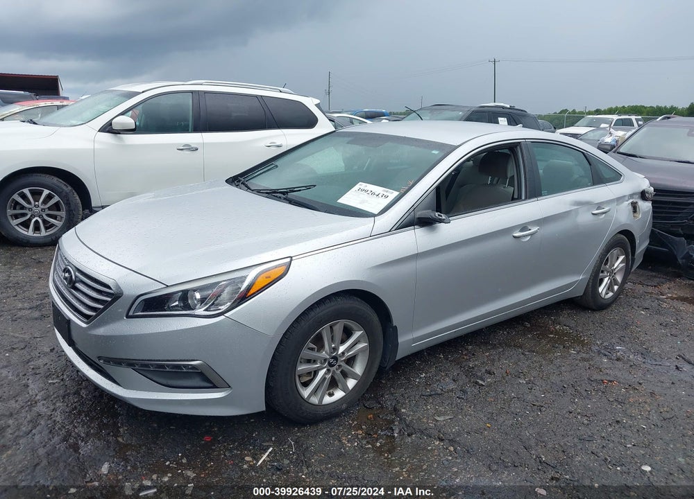 2015 HYUNDAI SONATA SE VIN: 5NPE24AF0FH246696