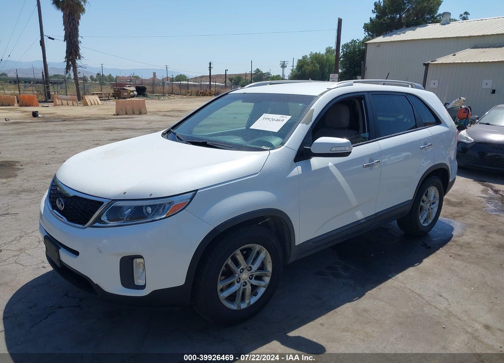 2015 KIA SORENTO LX VIN: 5XYKT4A67FG654636