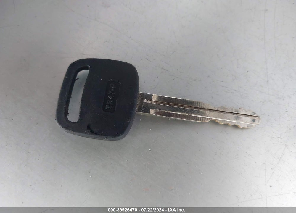 2015 TOYOTA TACOMA VIN: 5TFTX4CN0FX063834