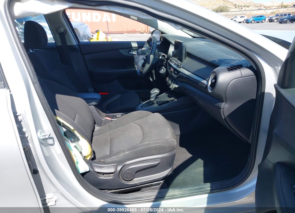 2021 KIA FORTE LXS VIN: 3KPF24AD1ME378161