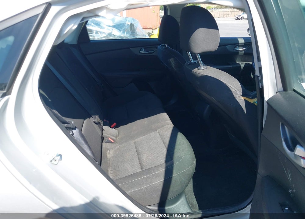 2021 KIA FORTE LXS VIN: 3KPF24AD1ME378161