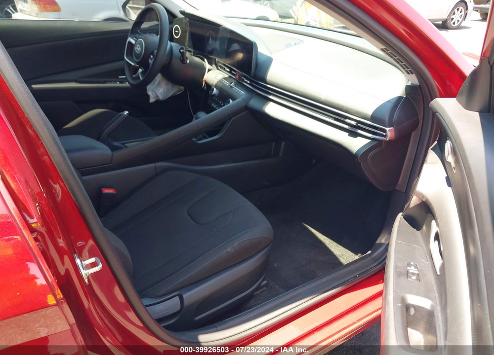 2024 HYUNDAI ELANTRA VIN: KMHLM4DG9RU698674