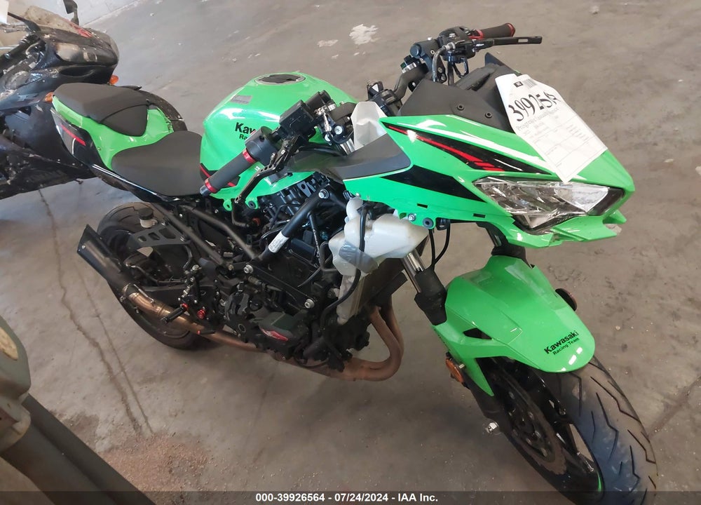 2022 KAWASAKI EX400 VIN: JKAEXKG11NDAF4041