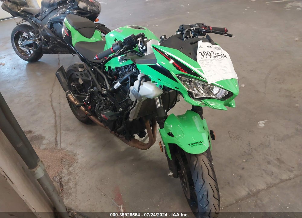 2022 KAWASAKI EX400 VIN: JKAEXKG11NDAF4041