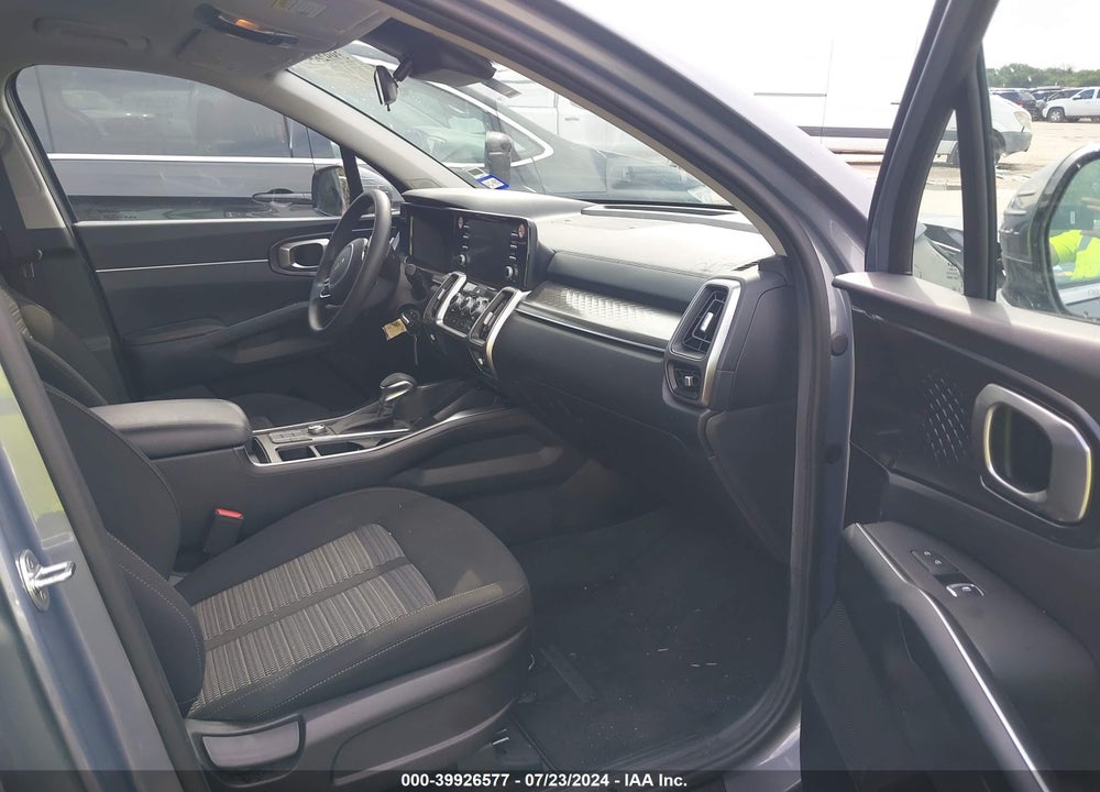 2022 KIA SORENTO LX VIN: 5XYRG4LC7NG076218