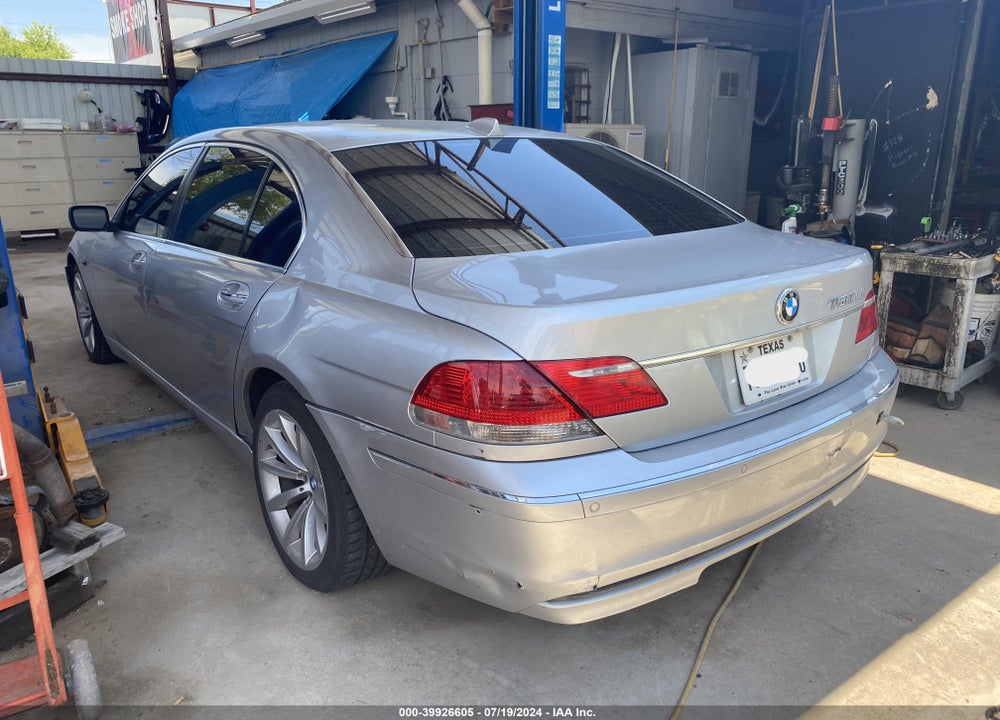2007 BMW 750LI VIN: WBAHN83507DT71296