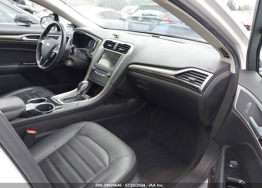 2013 FORD FUSION SE VIN: 3FA6P0HR1DR125979