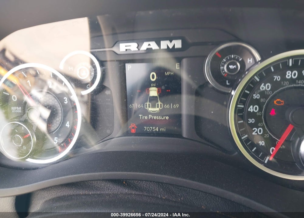 2022 RAM 3500 BIG HORN  4X4 8' BOX VIN: 3C63RRHL4NG302715
