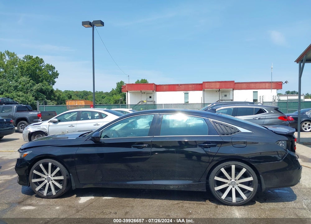 2018 HONDA ACCORD LX VIN: 1HGCV1F15JA131071