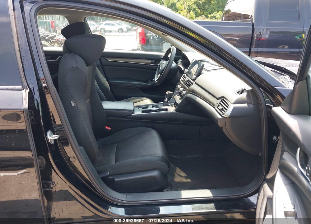 2018 HONDA ACCORD LX VIN: 1HGCV1F15JA131071