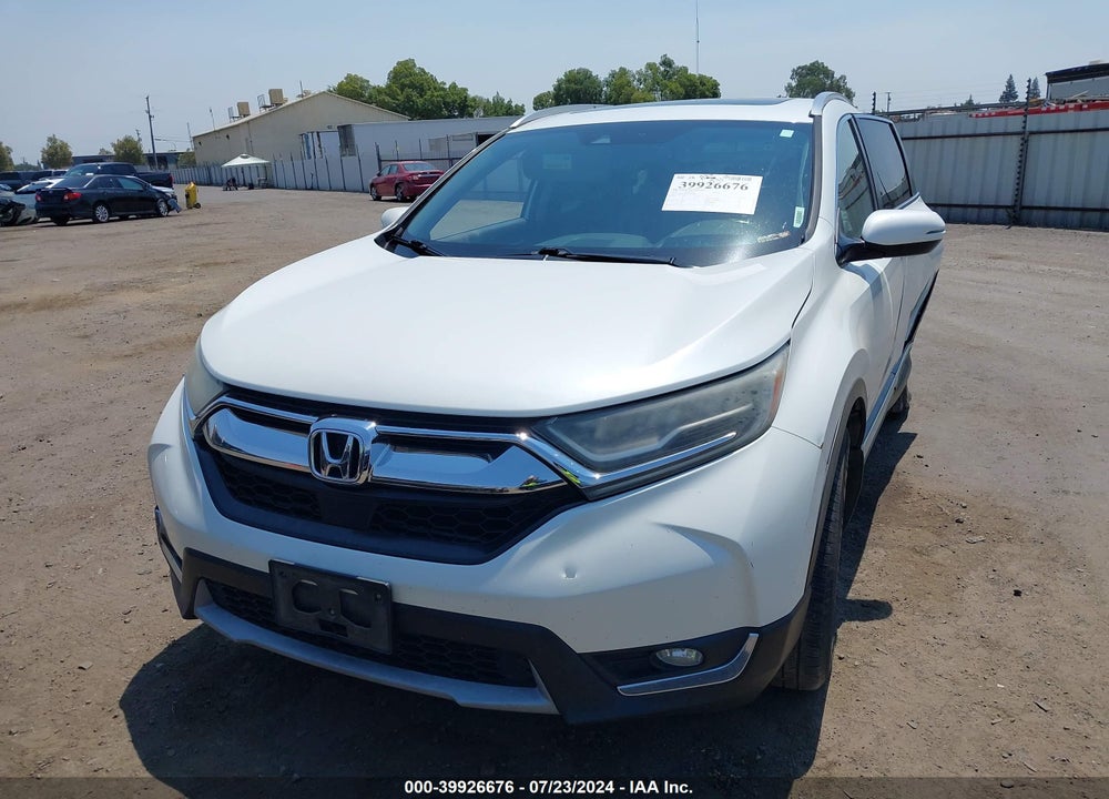 2018 HONDA CR-V TOURING VIN: 2HKRW2H92JH630580