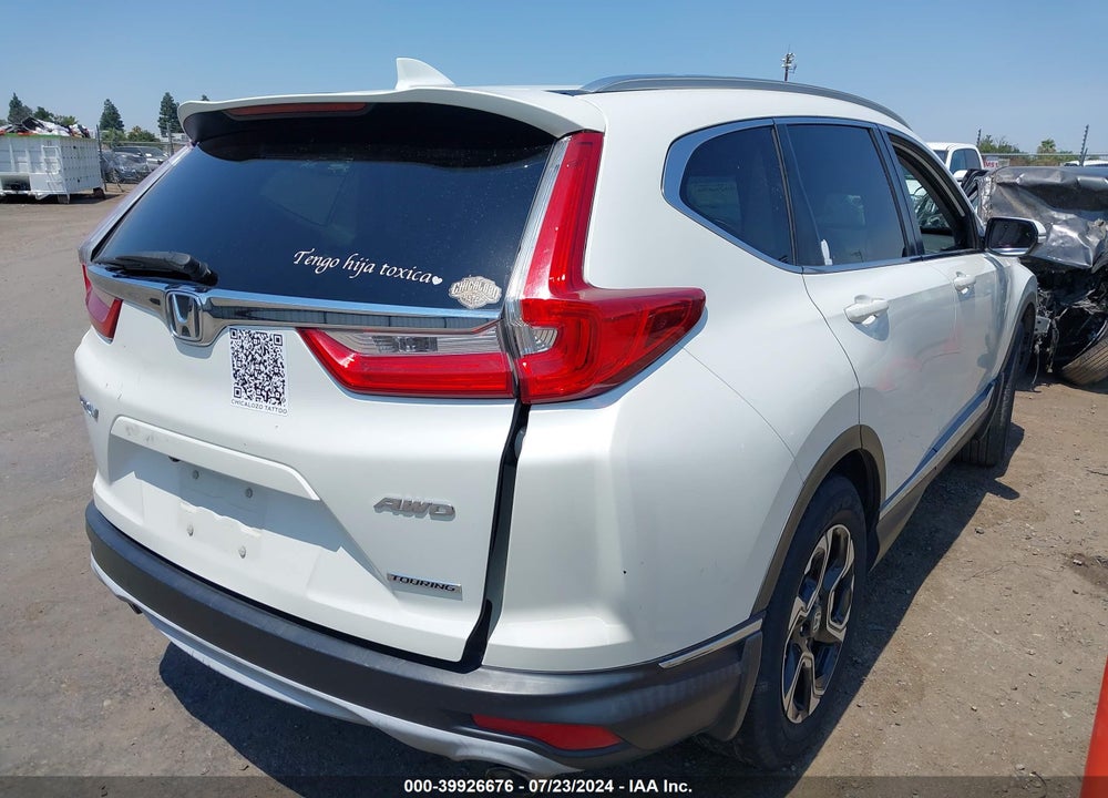 2018 HONDA CR-V TOURING VIN: 2HKRW2H92JH630580
