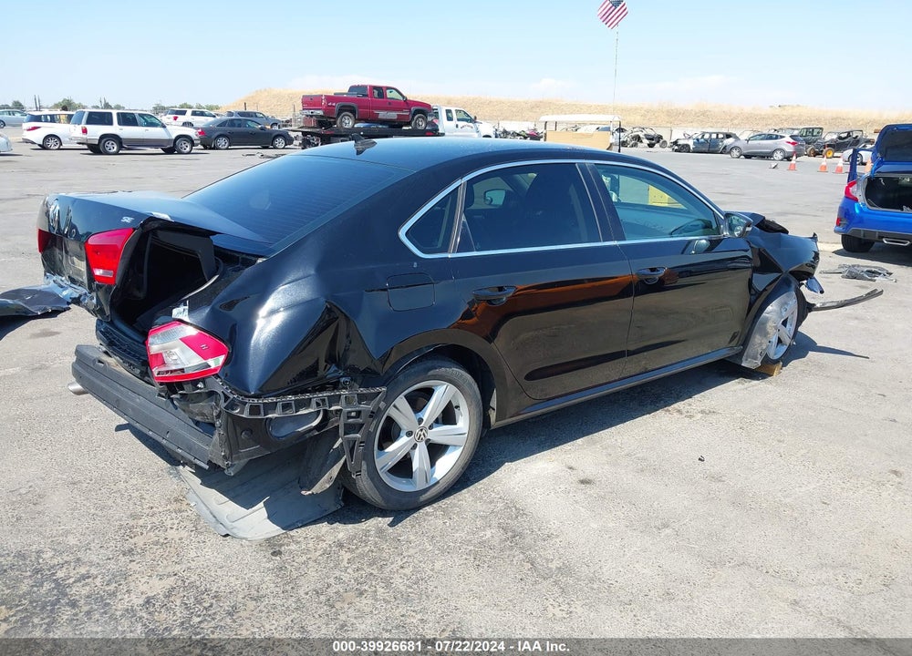 2013 VOLKSWAGEN PASSAT 2.5L SE VIN: 1VWBP7A36DC003721