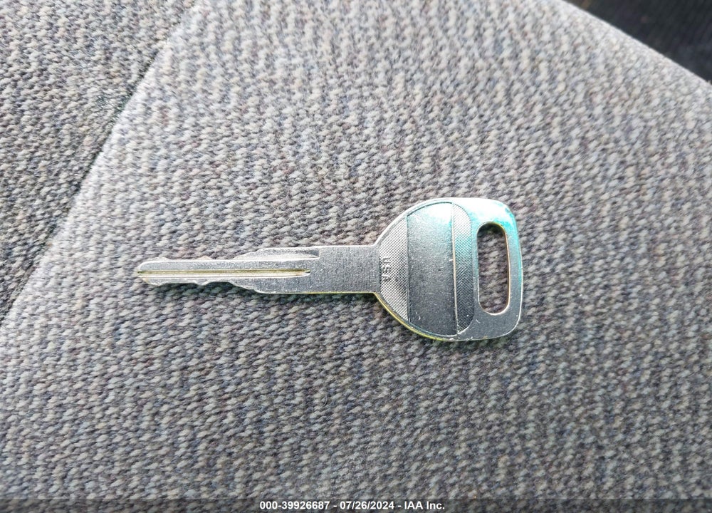1998 HONDA CIVIC LX VIN: 2HGEJ667XWH510758