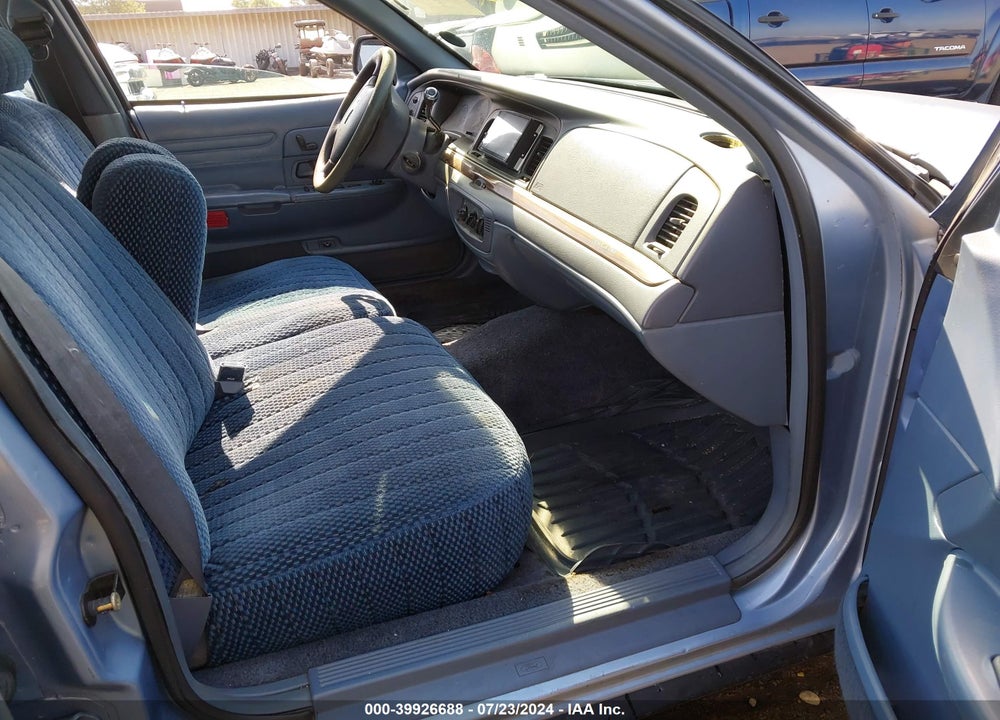1997 FORD CROWN VICTORIA VIN: 2FALP73W1VX231716