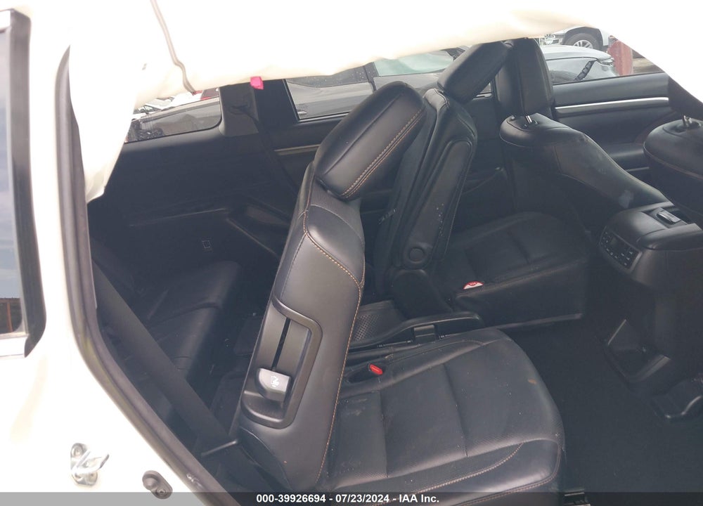 2018 TOYOTA HIGHLANDER LIMITED/PLATINUM VIN: 5TDDZRFH2JS903211