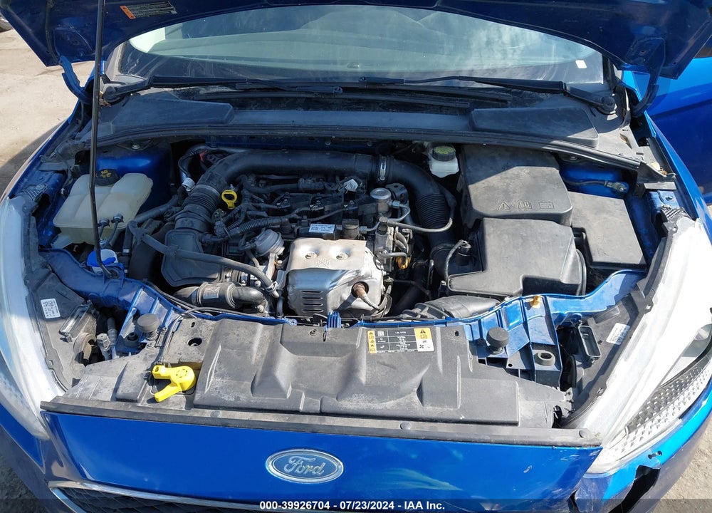 2018 FORD FOCUS SE VIN: 1FADP3FE5JL270543