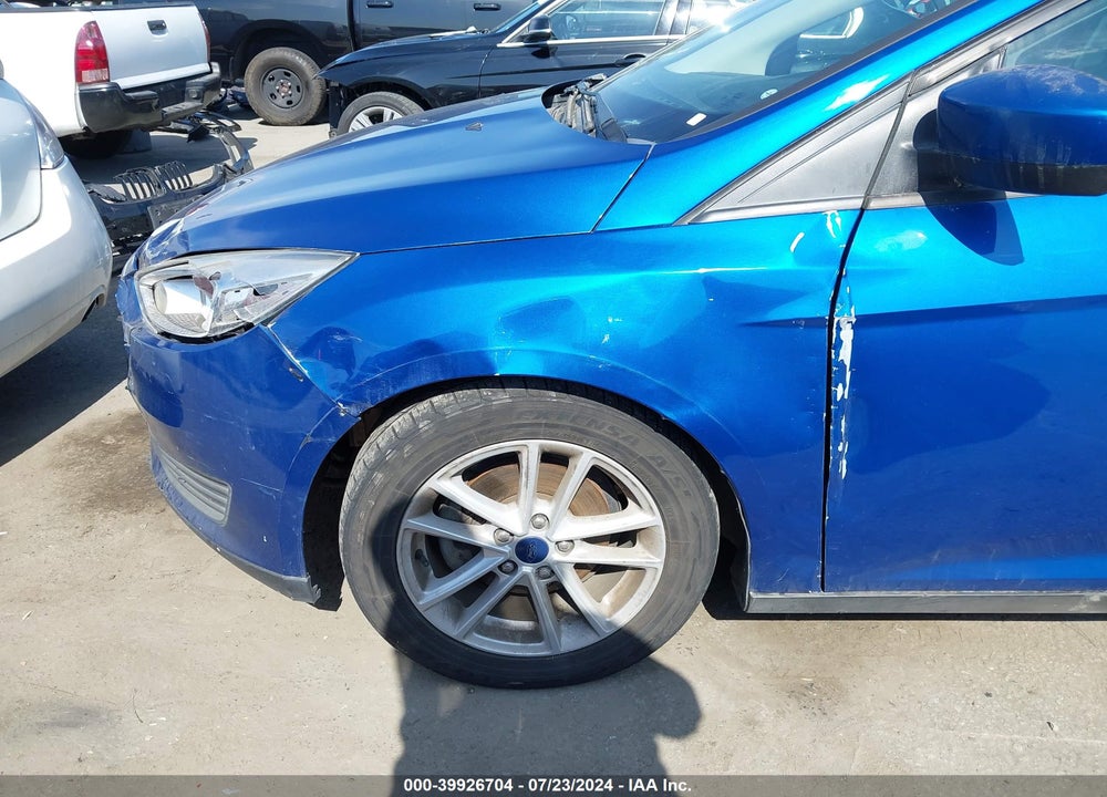 2018 FORD FOCUS SE VIN: 1FADP3FE5JL270543