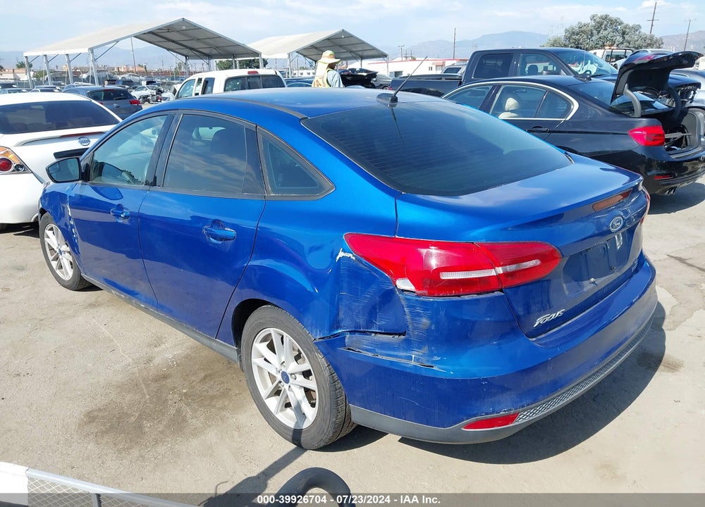 2018 FORD FOCUS SE VIN: 1FADP3FE5JL270543