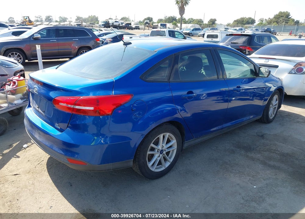 2018 FORD FOCUS SE VIN: 1FADP3FE5JL270543