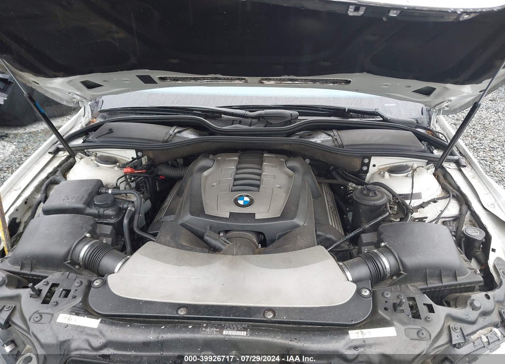 2008 BMW 750LI VIN: WBAHN83508DT78671