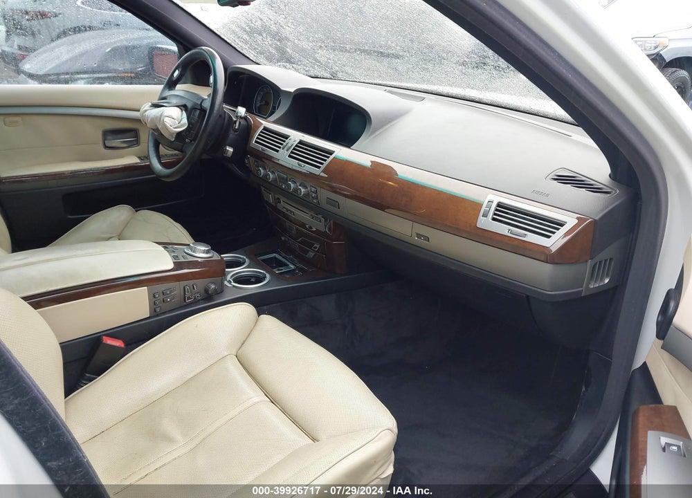 2008 BMW 750LI VIN: WBAHN83508DT78671