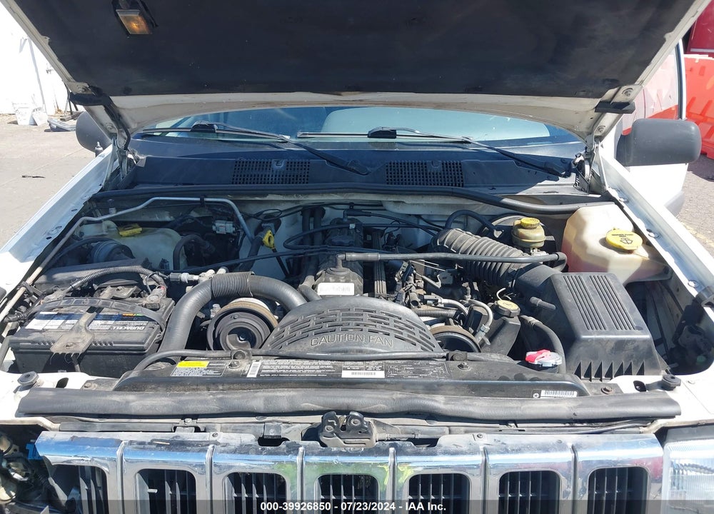 1998 JEEP GRAND CHEROKEE LAREDO VIN: 1J4GZ58S1WC113223