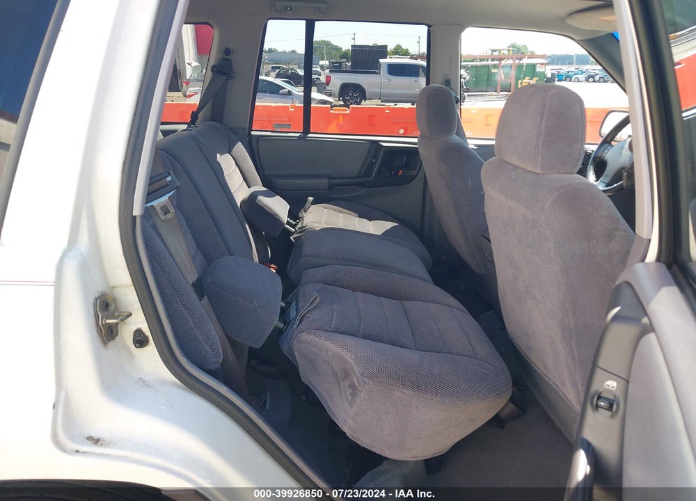 1998 JEEP GRAND CHEROKEE LAREDO VIN: 1J4GZ58S1WC113223