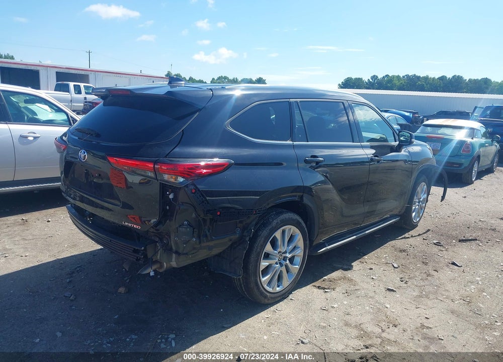2022 TOYOTA HIGHLANDER LIMITED VIN: 5TDYZRAHXNS558055
