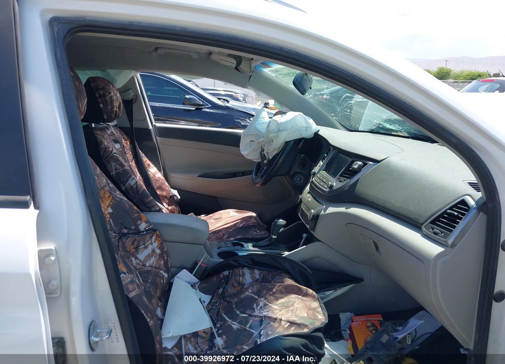 2018 HYUNDAI TUCSON SEL VIN: KM8J3CA48JU767809