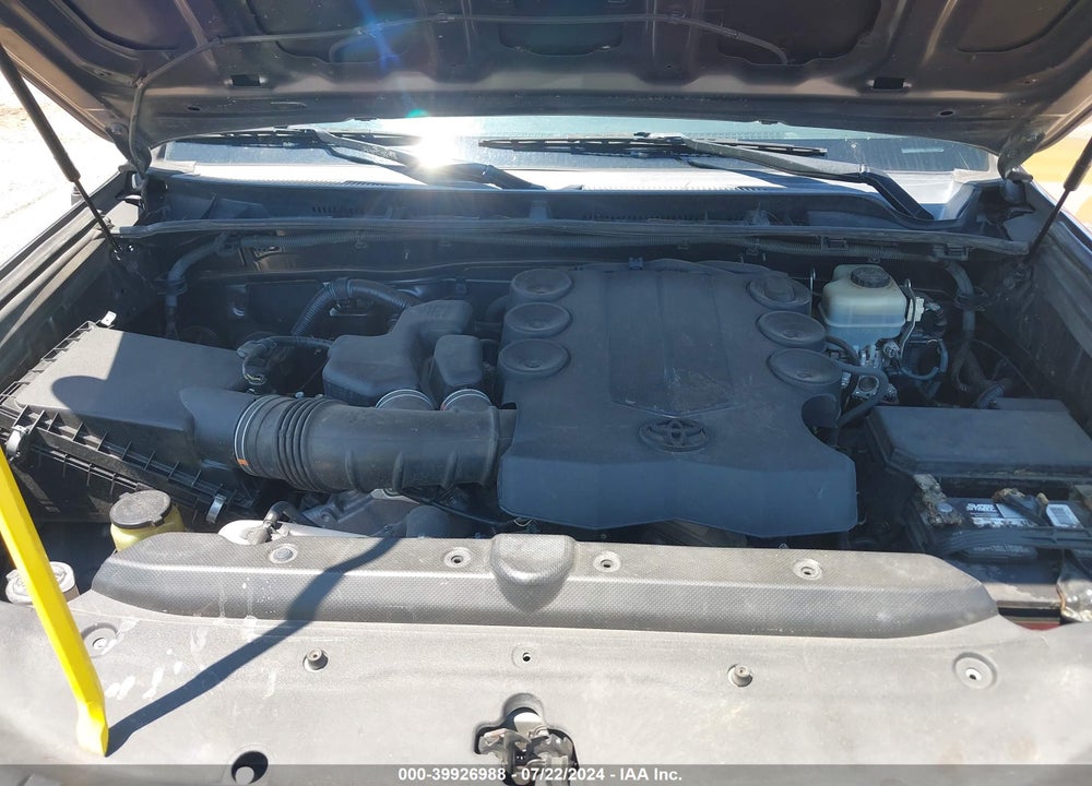 2011 TOYOTA 4RUNNER SR5 V6 VIN: JTEBU5JRXB5050025