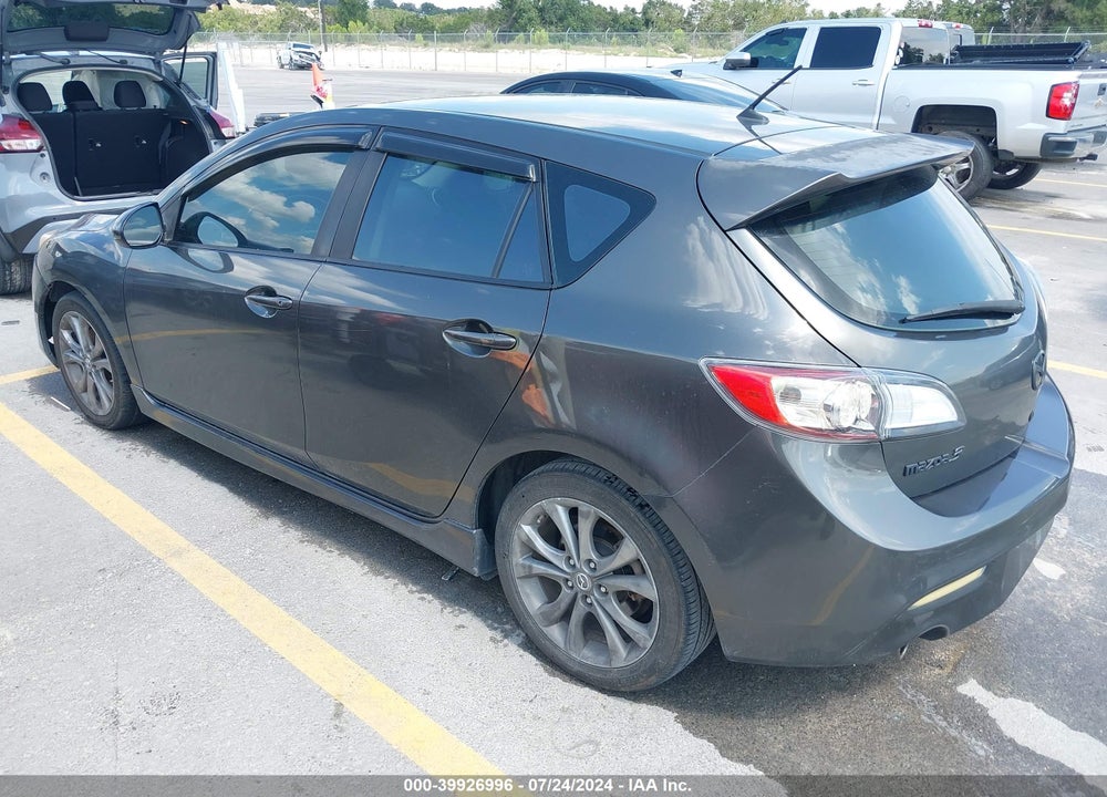 2011 MAZDA 3 S SPORT VIN: JM1BL1K56B1458931