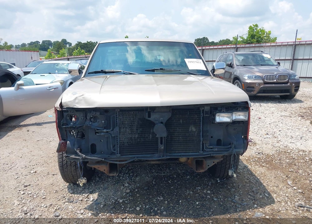 1988 CHEVROLET GMT-400 C1500 VIN: 1GCDC14K0JE129189
