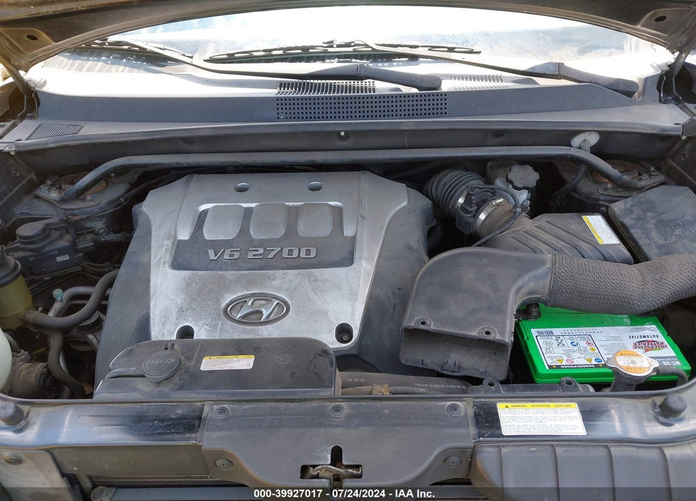 2005 HYUNDAI TUCSON GLS/LX VIN: KM8JN72D55U173622