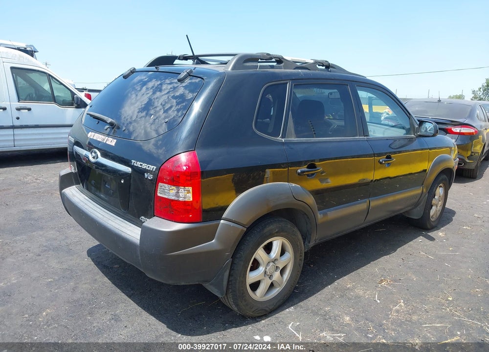 2005 HYUNDAI TUCSON GLS/LX VIN: KM8JN72D55U173622