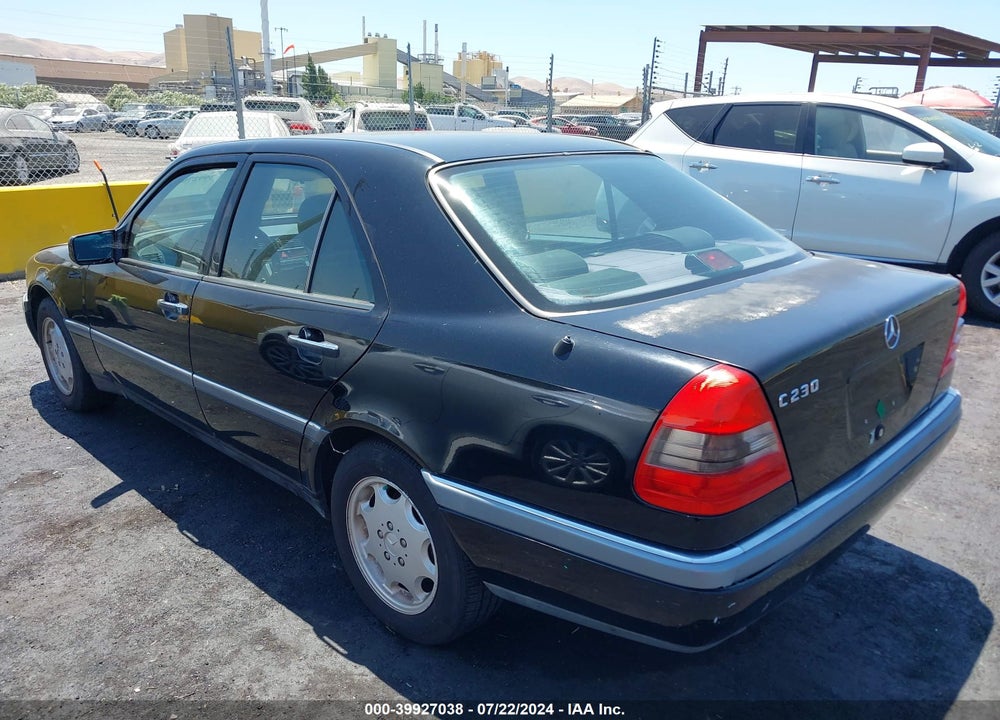 1997 MERCEDES-BENZ C 230 VIN: WDBHA23E0VF520236
