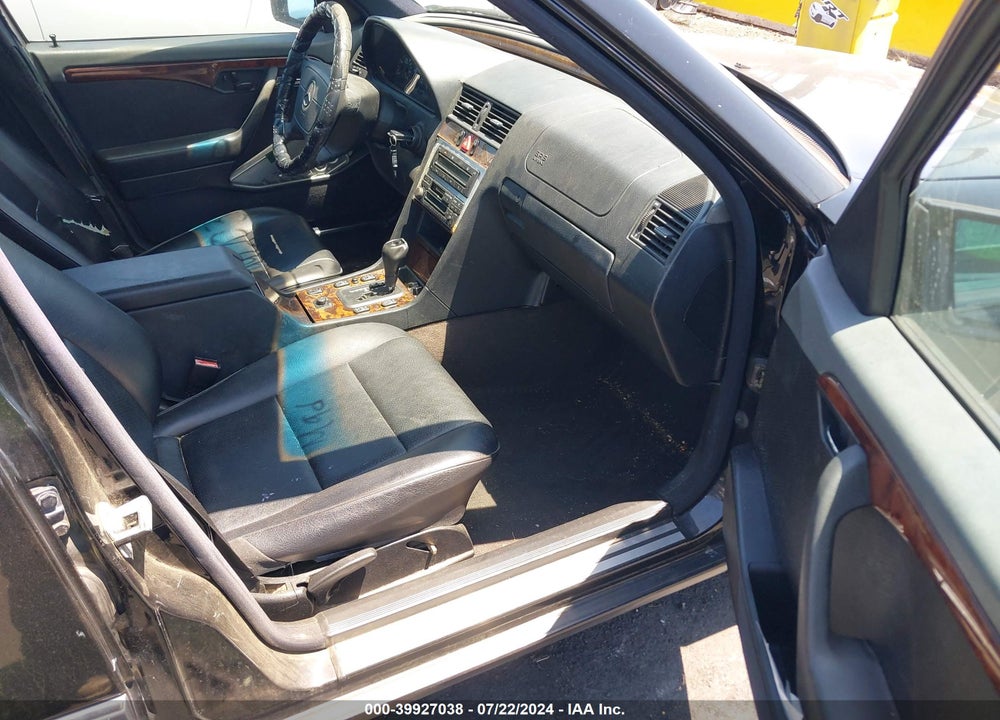 1997 MERCEDES-BENZ C 230 VIN: WDBHA23E0VF520236