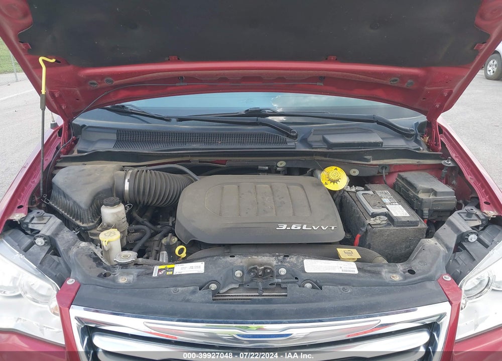 2014 CHRYSLER TOWN & COUNTRY TOURING-L 30TH ANNIVERSARY VIN: 2C4RC1CG4ER408477