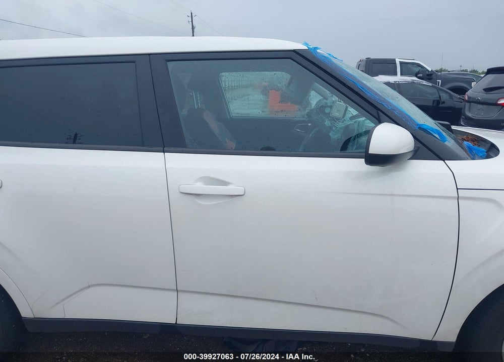 2021 KIA SOUL !/+/S VIN: KNDJ23AU0M7747645