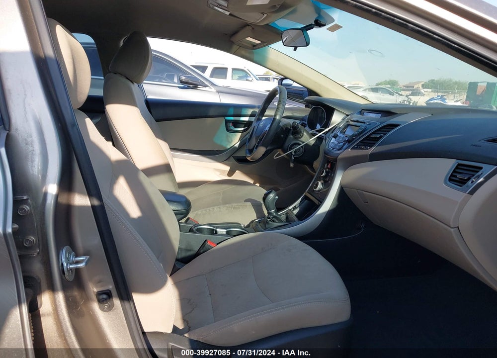 2014 HYUNDAI ELANTRA SE VIN: 5NPDH4AE2EH510792