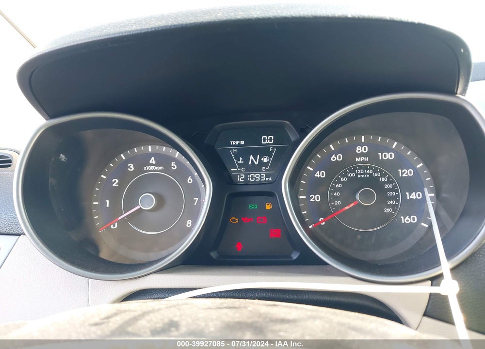 2014 HYUNDAI ELANTRA SE VIN: 5NPDH4AE2EH510792