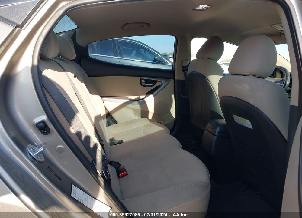 2014 HYUNDAI ELANTRA SE VIN: 5NPDH4AE2EH510792