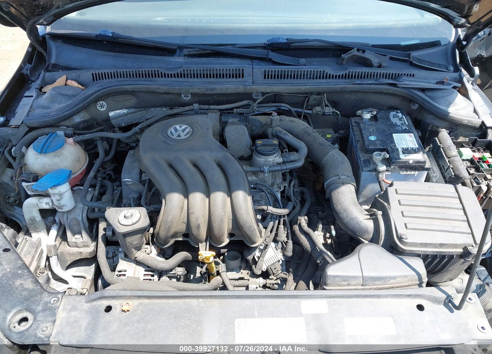2013 VOLKSWAGEN JETTA 2.0L S VIN: 3VW2K7AJ4DM385937