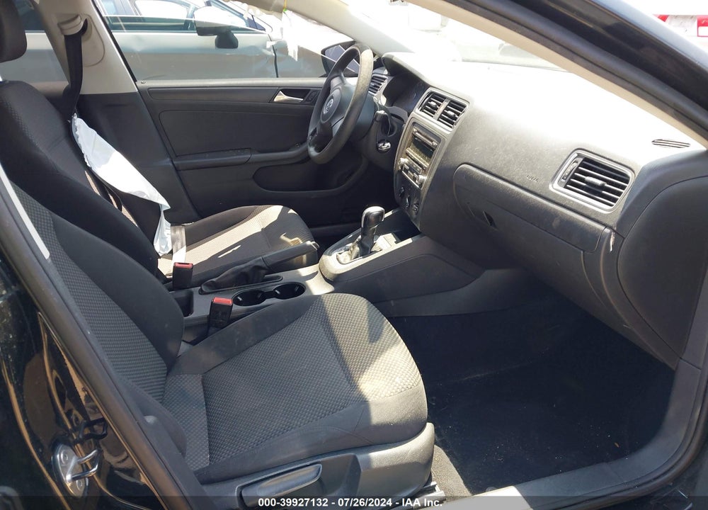 2013 VOLKSWAGEN JETTA 2.0L S VIN: 3VW2K7AJ4DM385937