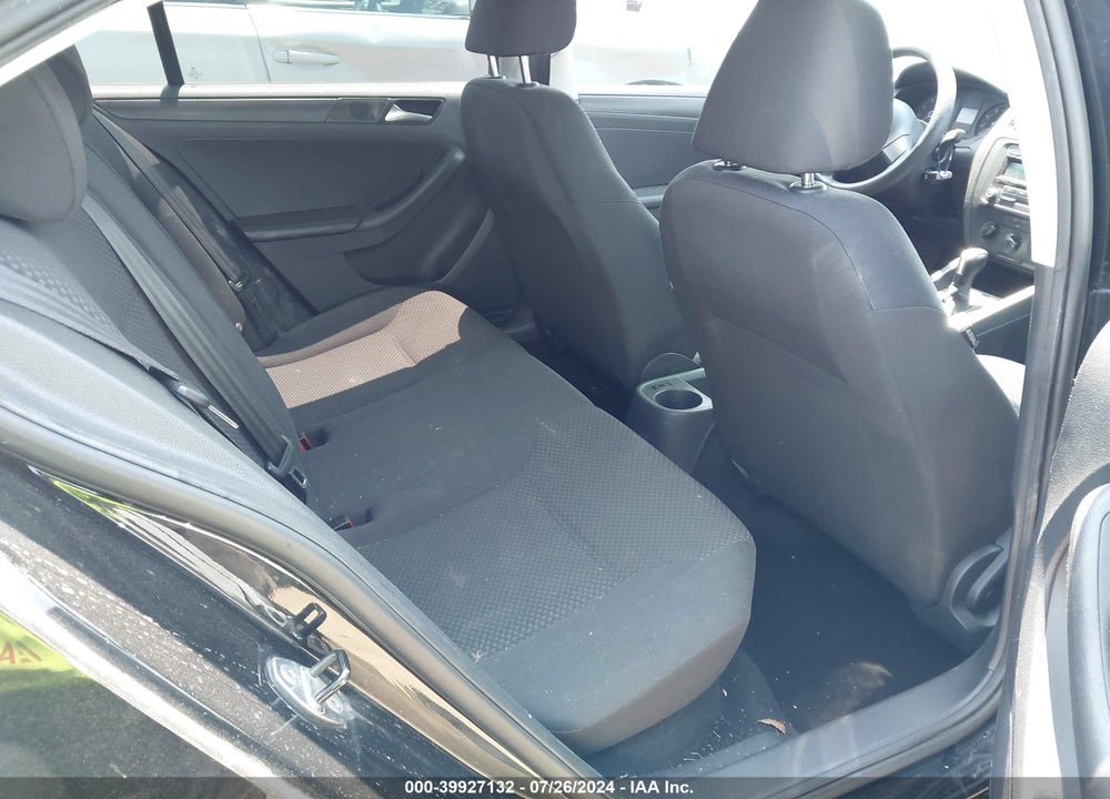 2013 VOLKSWAGEN JETTA 2.0L S VIN: 3VW2K7AJ4DM385937