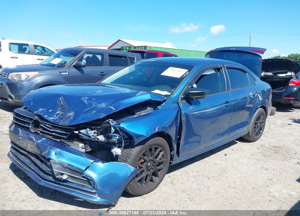 2015 VOLKSWAGEN JETTA 2.0L S VIN: 3VW2K7AJXFM211101