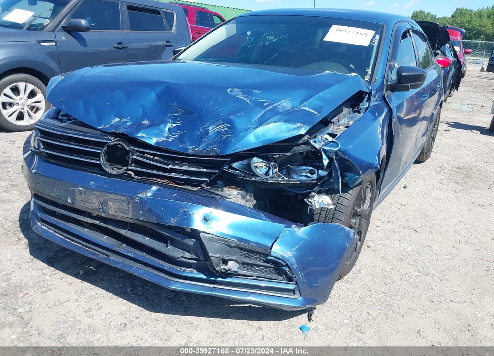 2015 VOLKSWAGEN JETTA 2.0L S VIN: 3VW2K7AJXFM211101