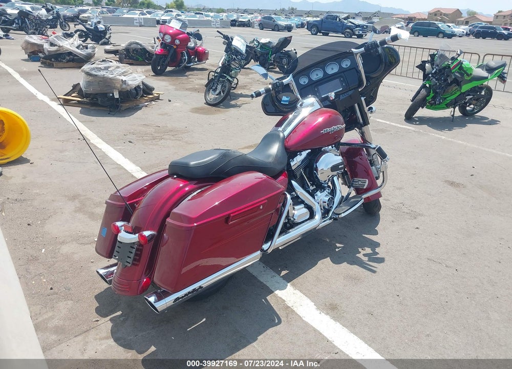 2016 HARLEY-DAVIDSON FLHXS STREET GLIDE SPECIAL VIN: 1HD1KRM31GB623969