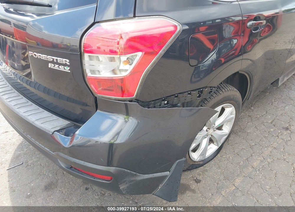 2014 SUBARU FORESTER 2.5I LIMITED VIN: JF2SJAHC9EH409909