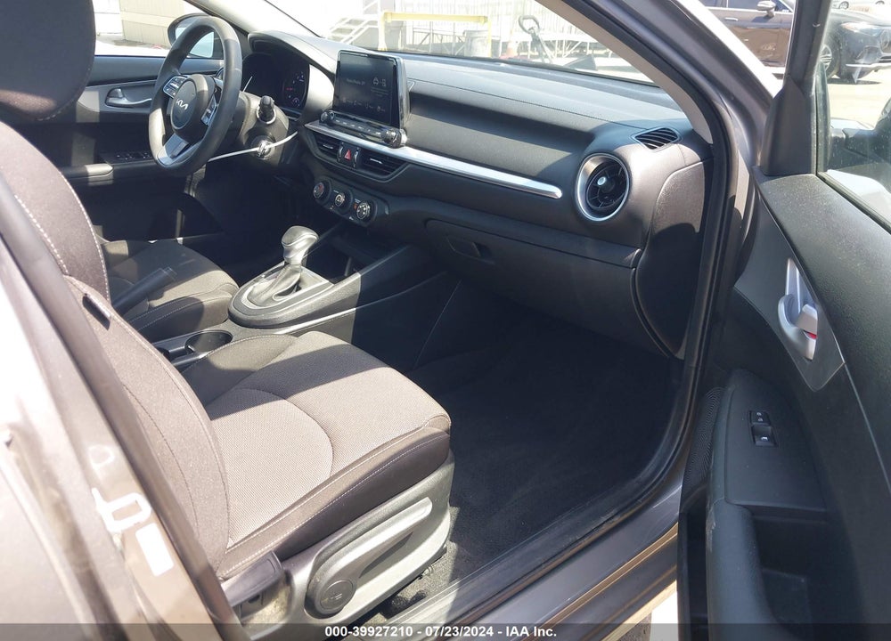 2023 KIA FORTE LXS VIN: 3KPF24AD9PE520096
